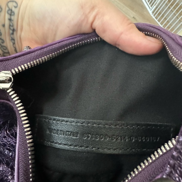 BALENCIAGA Le Cagole leather handbag Never worn, with tag metallic purple - Picture 8 of 10